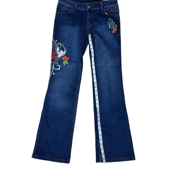 Harley Davidson Embroidered Jeans. Size 6 - Picture 3 of 14